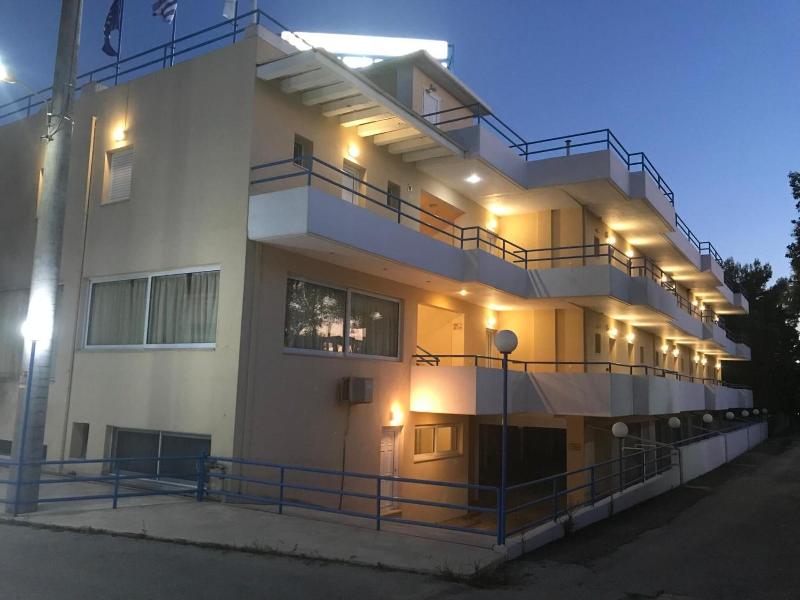 Adonis Hotel image