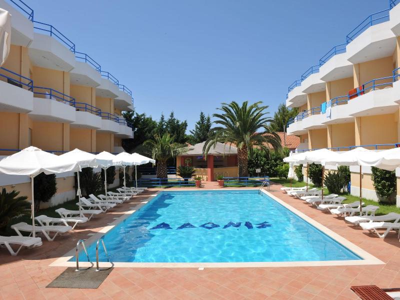 Adonis Hotel image