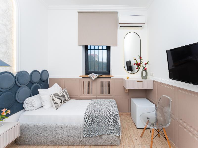 Alex Hotel image