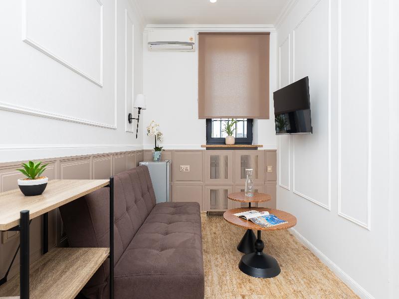 Alex Hotel image