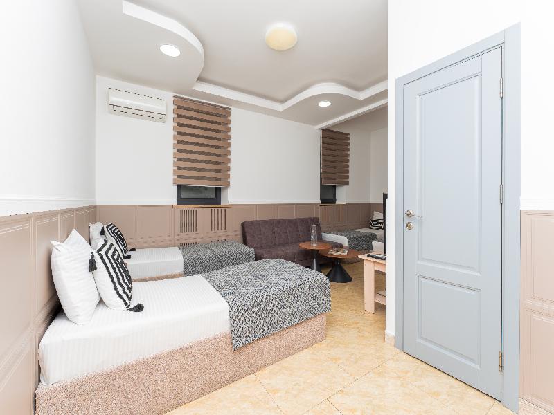Alex Hotel image