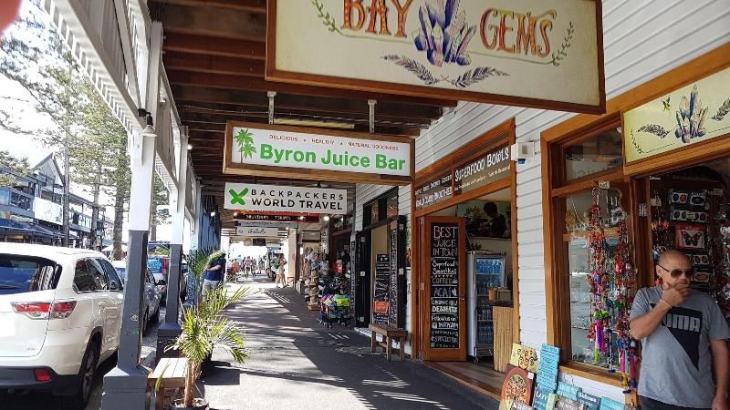 Jades on Lawson 2 — photo 3