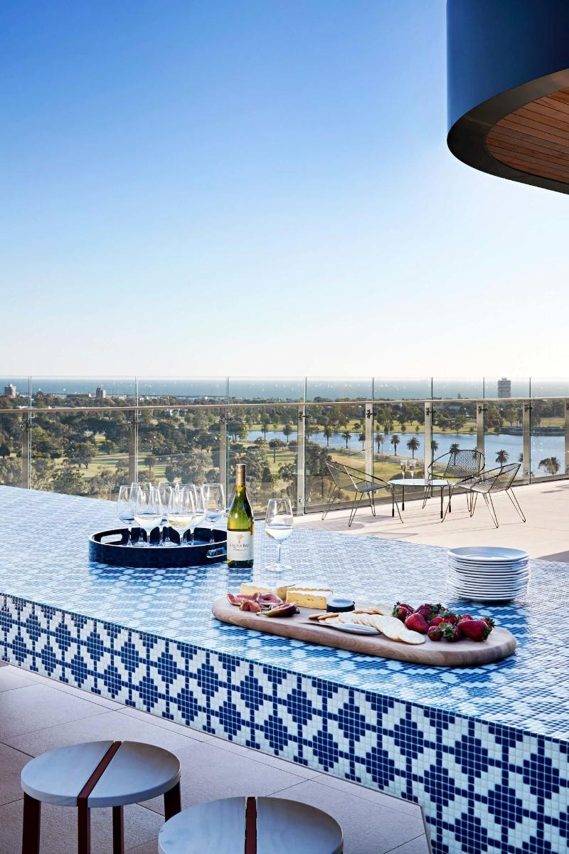 Tyrian Serviced Apartments - Albert Park Lake image