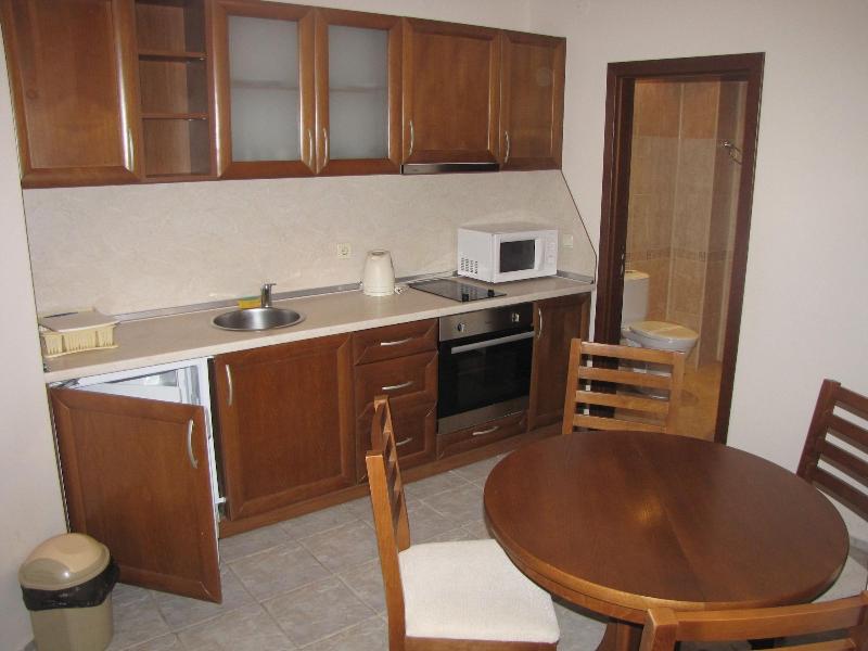 Edelweiss Inn Aparthotel image