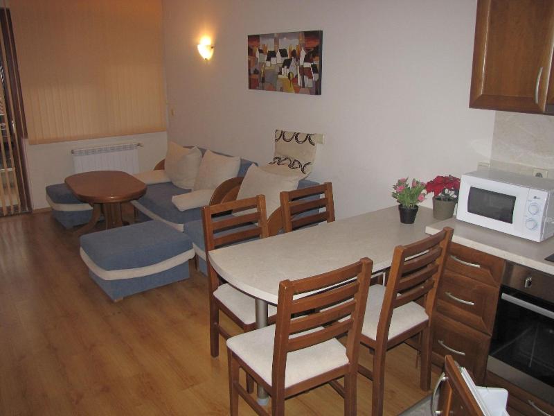 Edelweiss Inn Aparthotel image