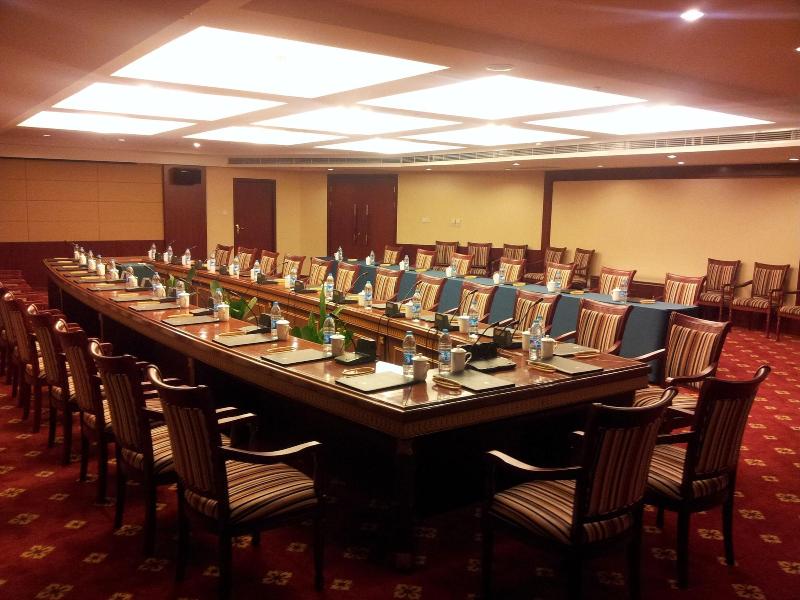 Wuxi Lakeview Park Resort image