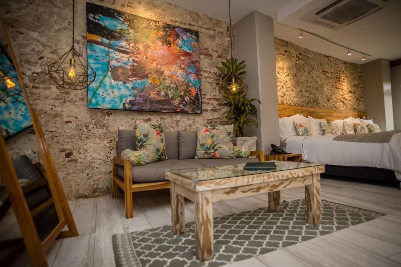 Townhouse Boutique Hotel image