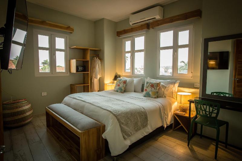 Townhouse Boutique Hotel image