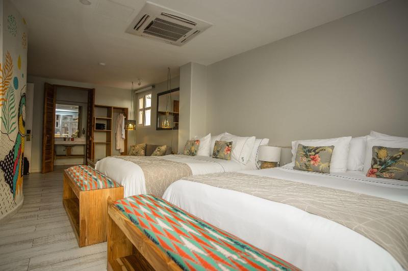 Townhouse Boutique Hotel image
