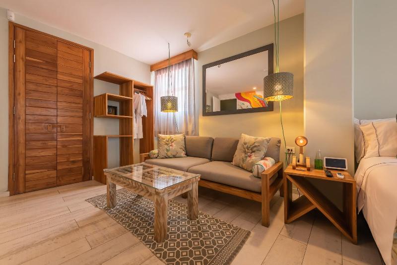 Townhouse Boutique Hotel image