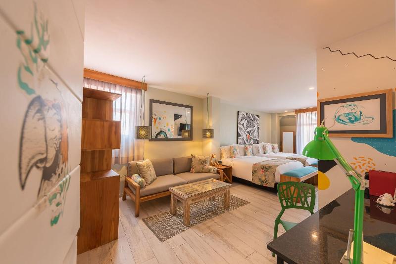 Townhouse Boutique Hotel image