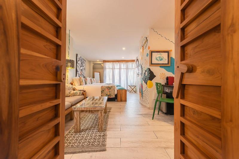 Townhouse Boutique Hotel image