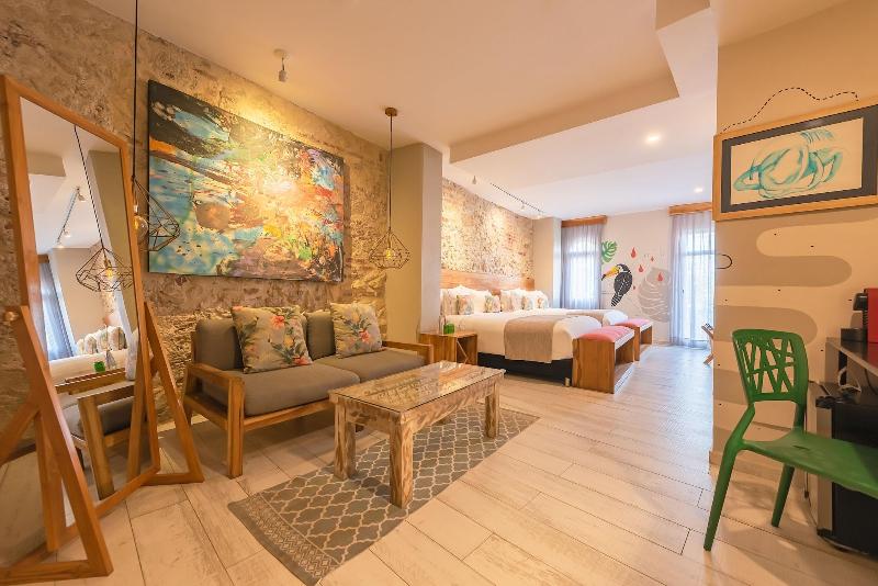 Townhouse Boutique Hotel image