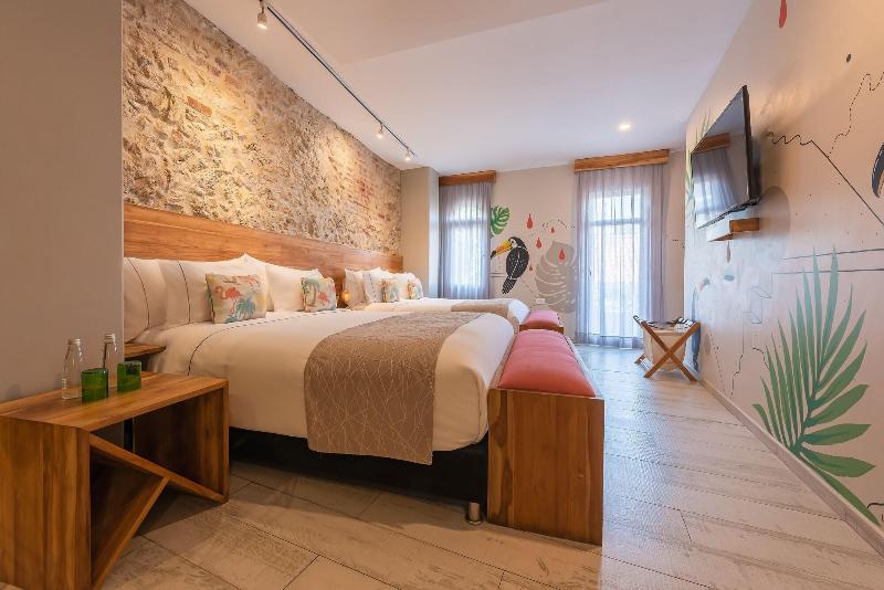 Townhouse Boutique Hotel image