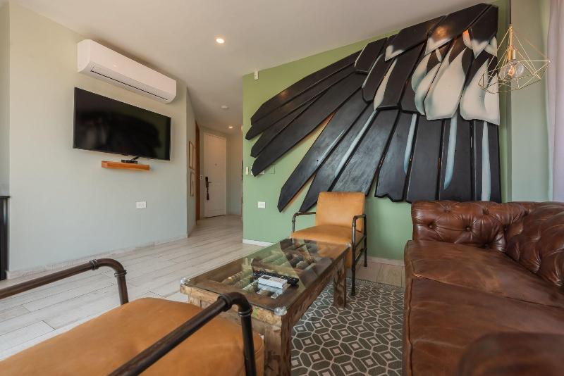 Townhouse Boutique Hotel image