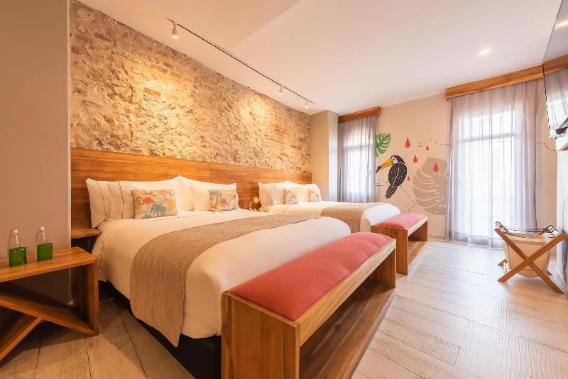 Townhouse Boutique Hotel image
