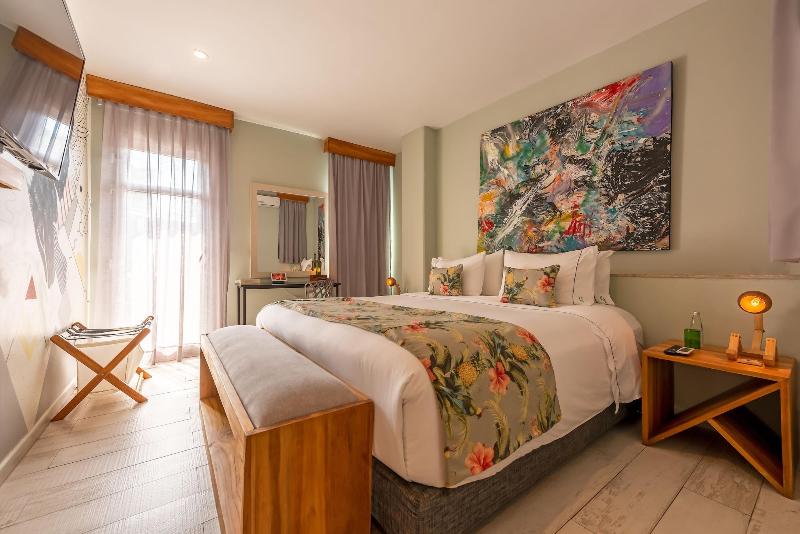 Townhouse Boutique Hotel image