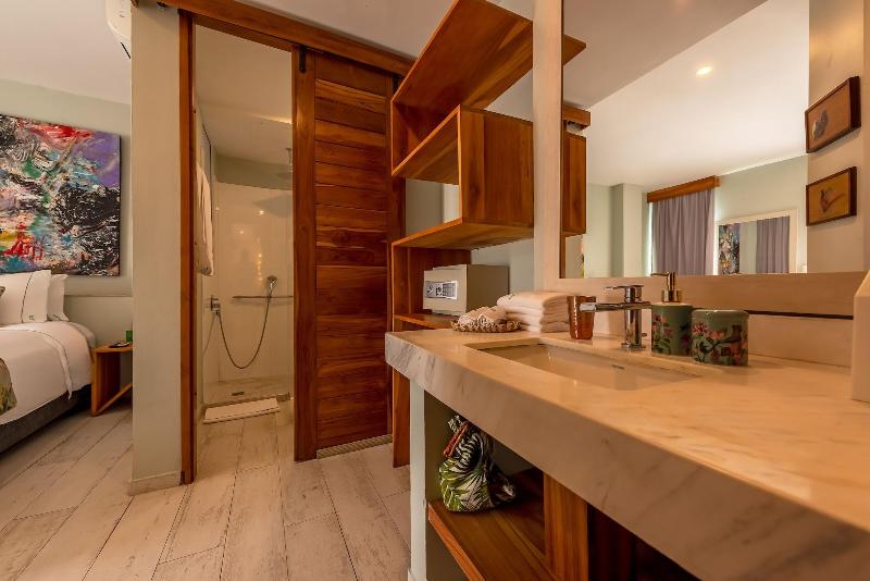Townhouse Boutique Hotel image