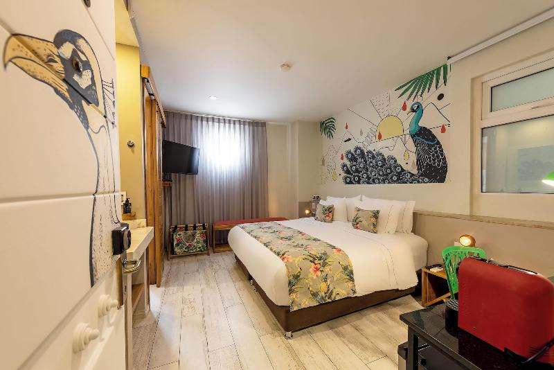 Townhouse Boutique Hotel image