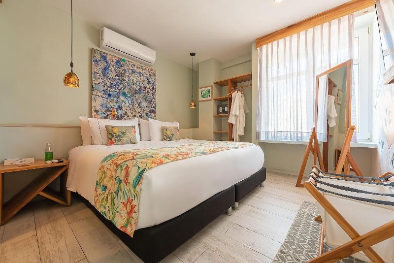 Townhouse Boutique Hotel image