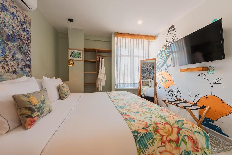 Townhouse Boutique Hotel image