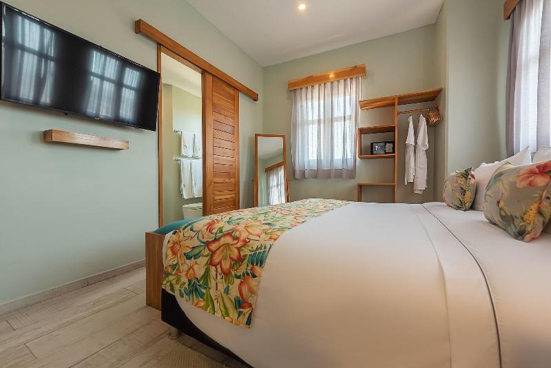 Townhouse Boutique Hotel image