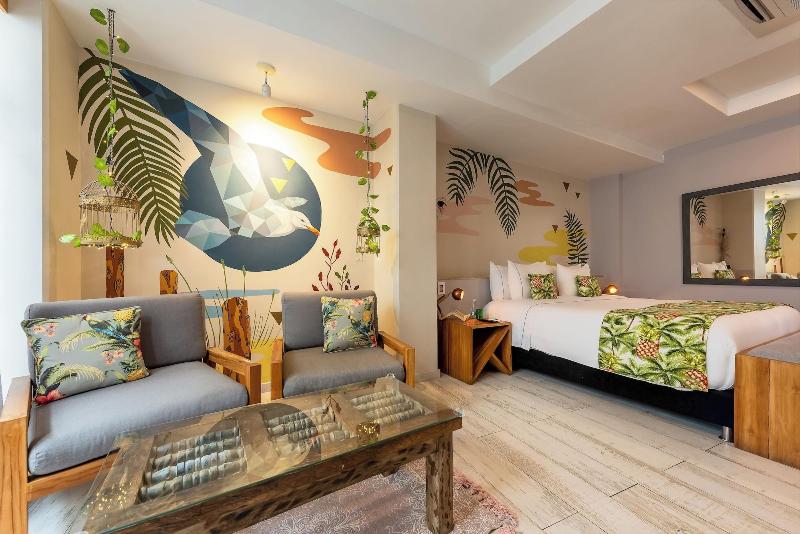 Townhouse Boutique Hotel image
