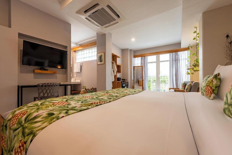Townhouse Boutique Hotel image