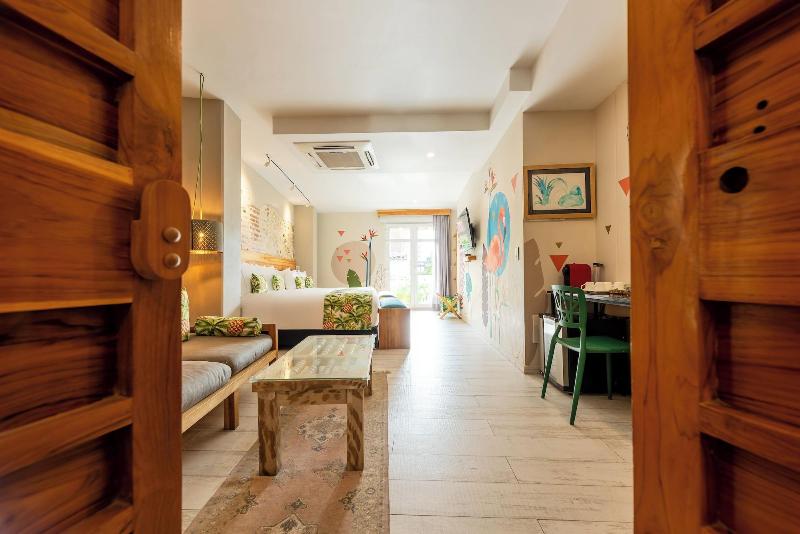 Townhouse Boutique Hotel image