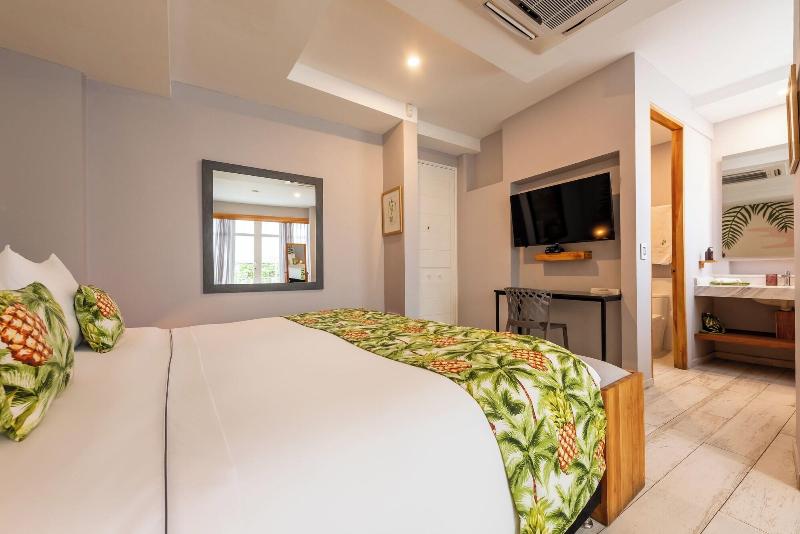 Townhouse Boutique Hotel image