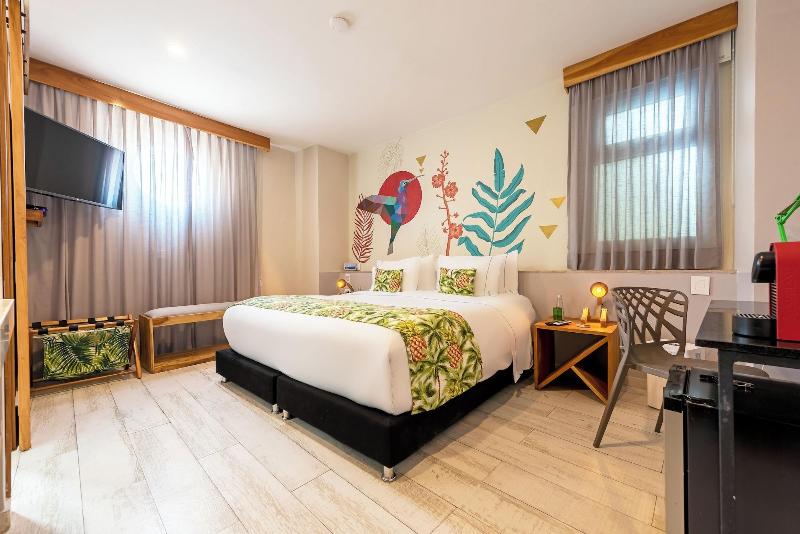 Townhouse Boutique Hotel image