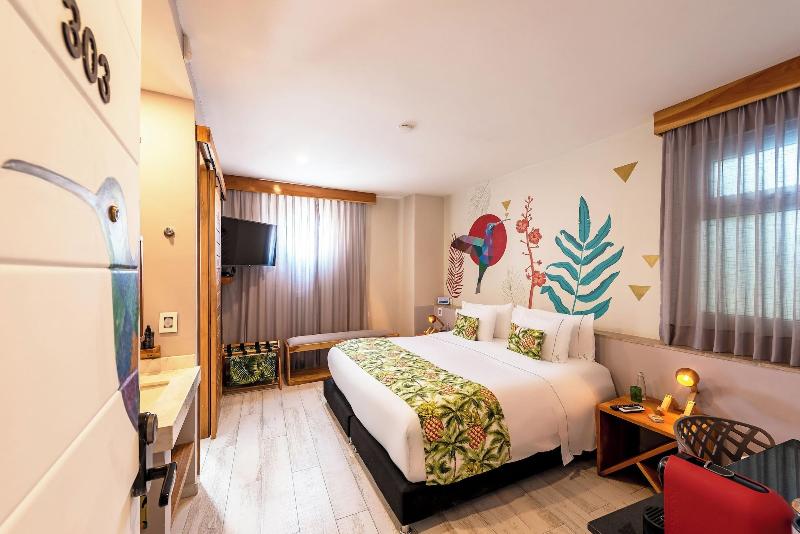 Townhouse Boutique Hotel image