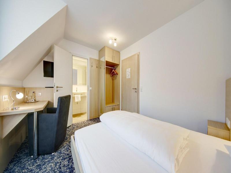 Hotel Bauer Grossbettlingen image