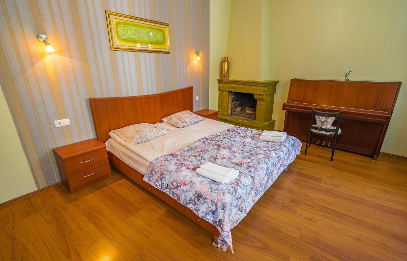 Silver Hotel image