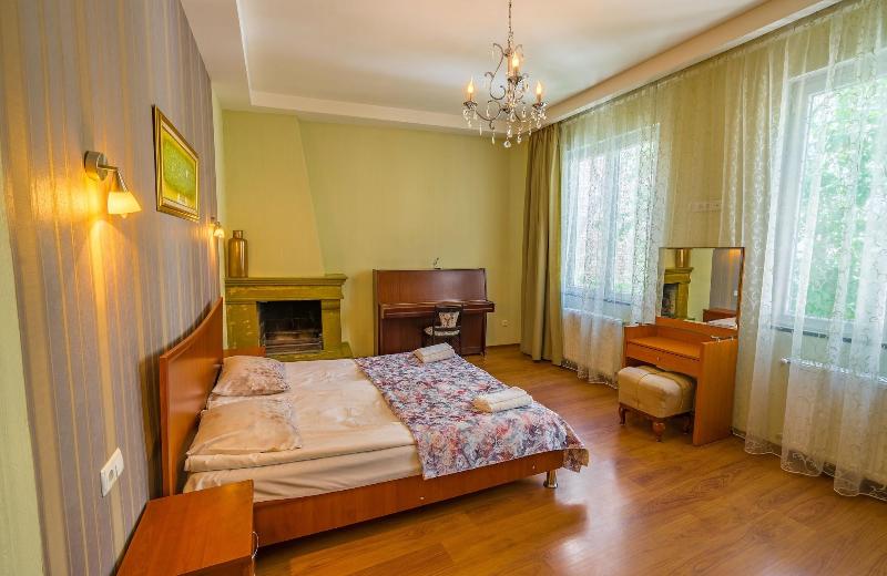 Silver Hotel image