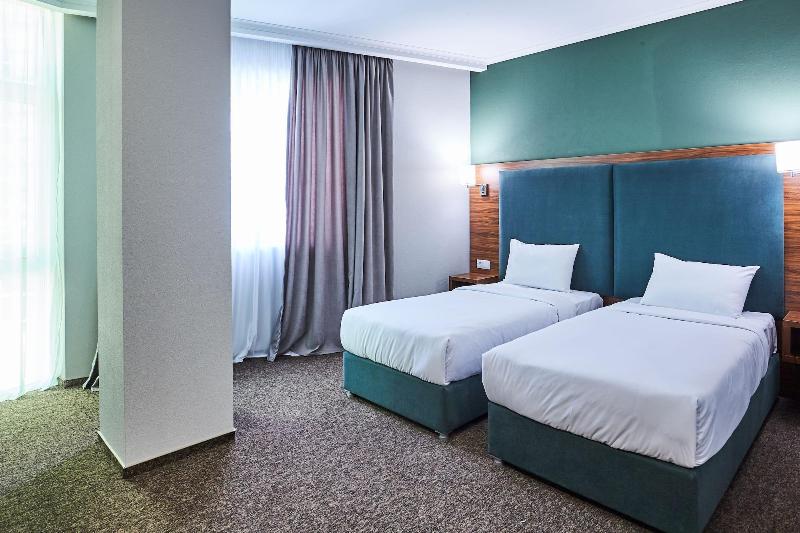 Green Tower Hotel image