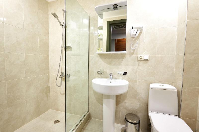 Green Tower Hotel image