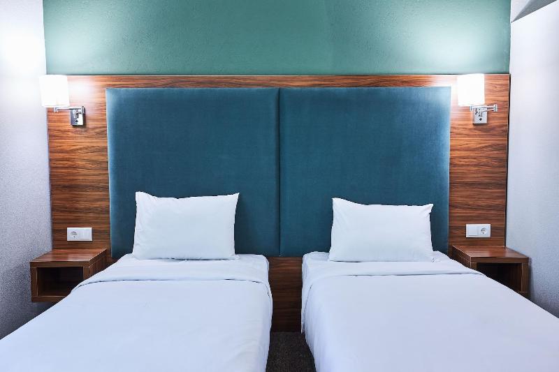 Green Tower Hotel image