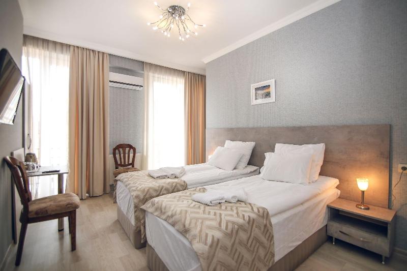 Hotel Kenari image