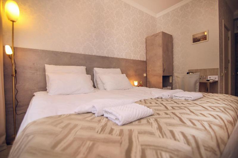 Hotel Kenari image
