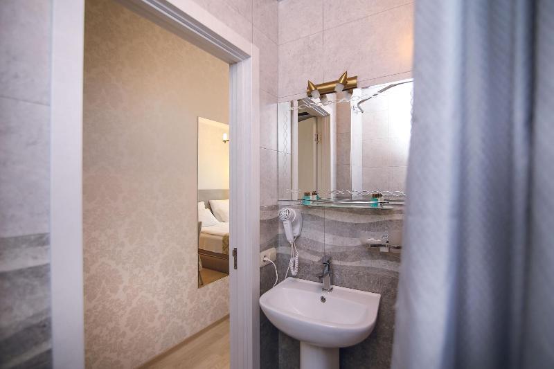 Hotel Kenari image