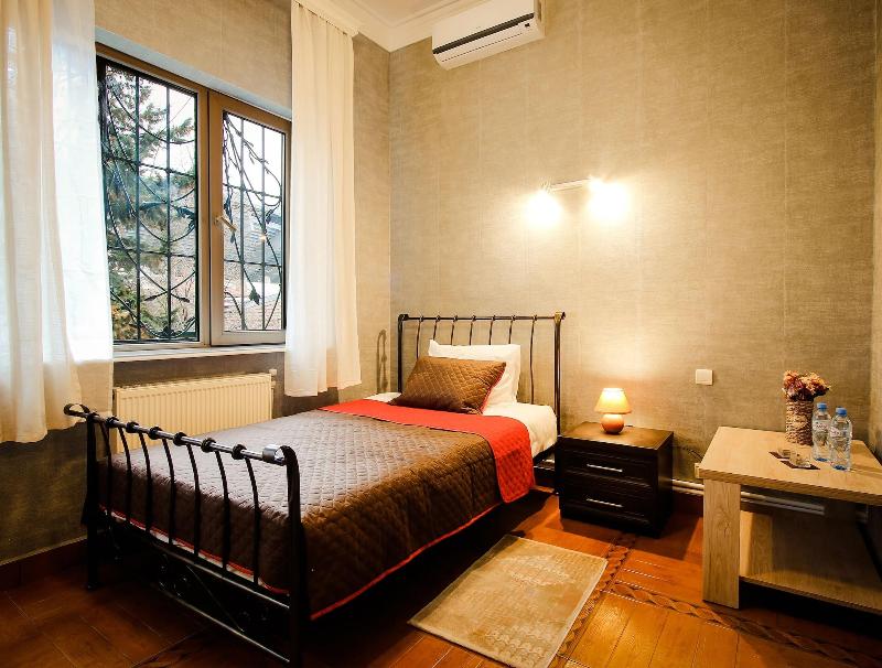 Hotel Toma's House image