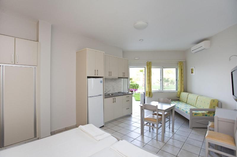 Phaedra Hotel image