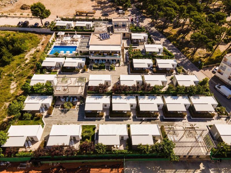 Poseidon Mobile Home Resort - Campsite image