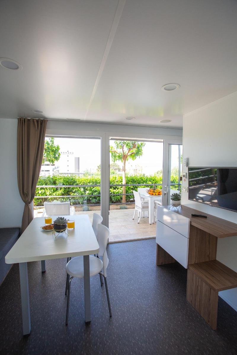 Poseidon Mobile Home Resort - Campsite image