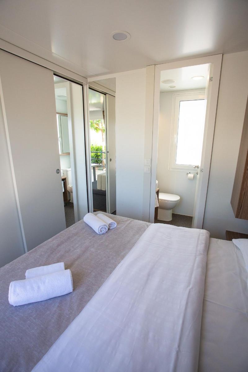 Poseidon Mobile Home Resort - Campsite image