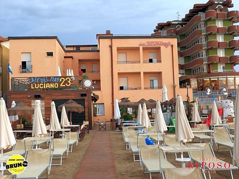 Hotel Riposo image
