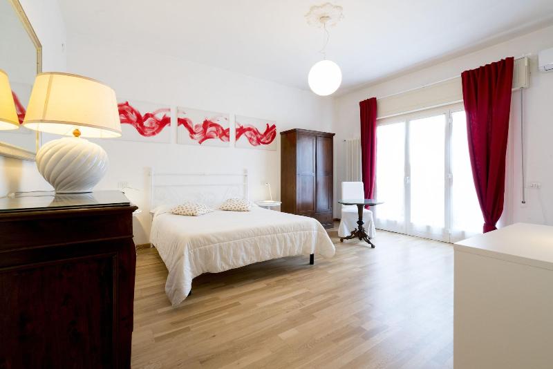 B&B Miami Beach image