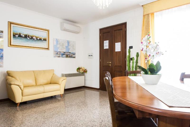 Affittacamere Acquamarina image