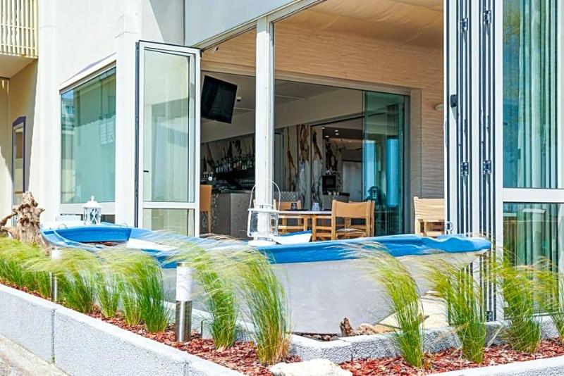 Hotel Levante image